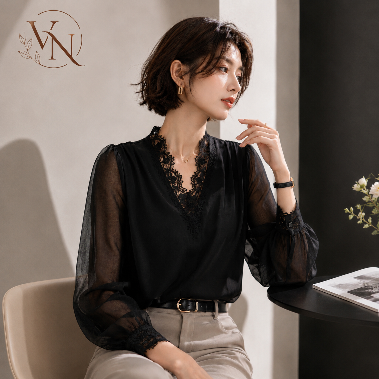 ARVÉNA™｜シアーシフォンブラウス・レースディテール・上品スリムシルエット